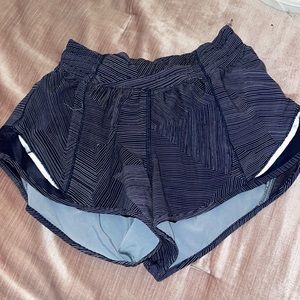 lululemon shorts size 4 pattern discontinued